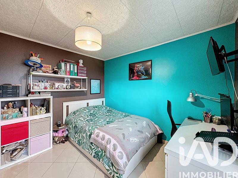 Maison - 90 m² - 5 pièces