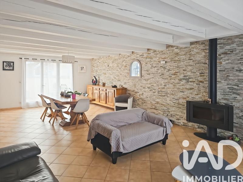 Maison - 184 m² - 8 pièces