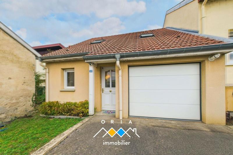 Pavillon - 92 m² - 5 pièces