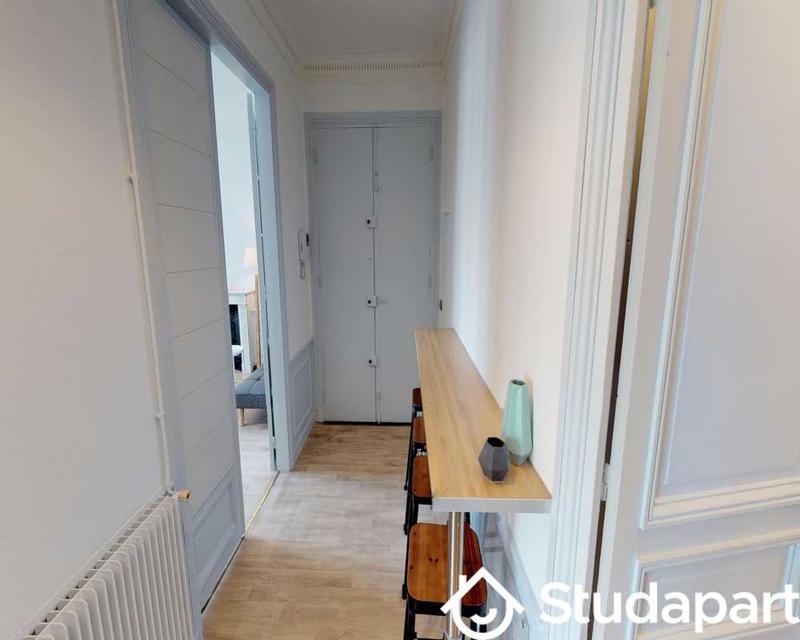 Chambre - 120 m² - 1 pièce