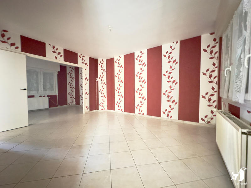 Maison - 85 m² - 5 pièces