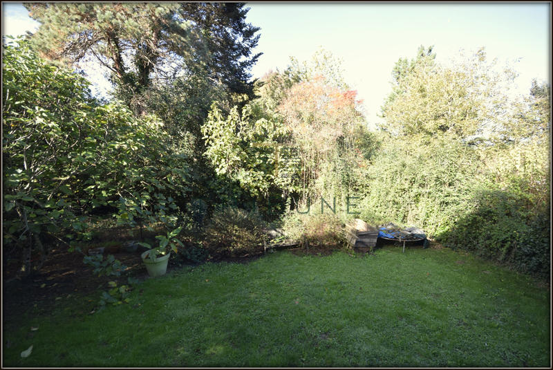 Maison - 220 m² - 7 pièces