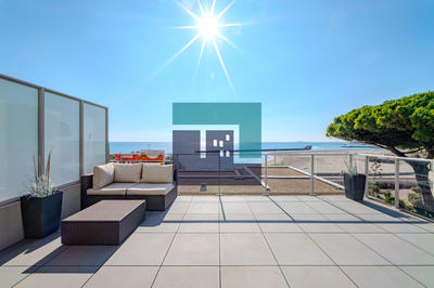 Appartement - 99 m² - 4 pièces