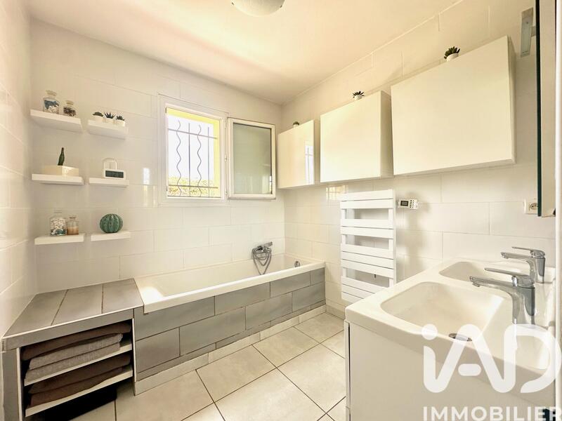 Maison - 141 m² - 5 pièces