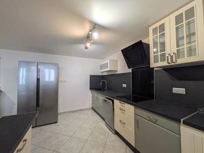 Appartement - 77 m² - 3 pièces