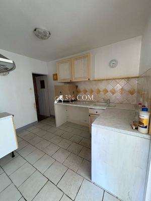 Maison - 258 m² - 10 pièces