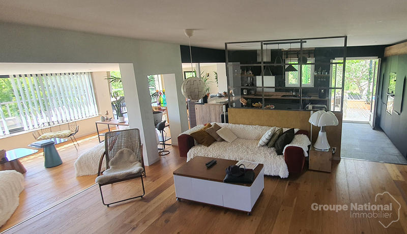 Maison - 150 m² - 5 pièces