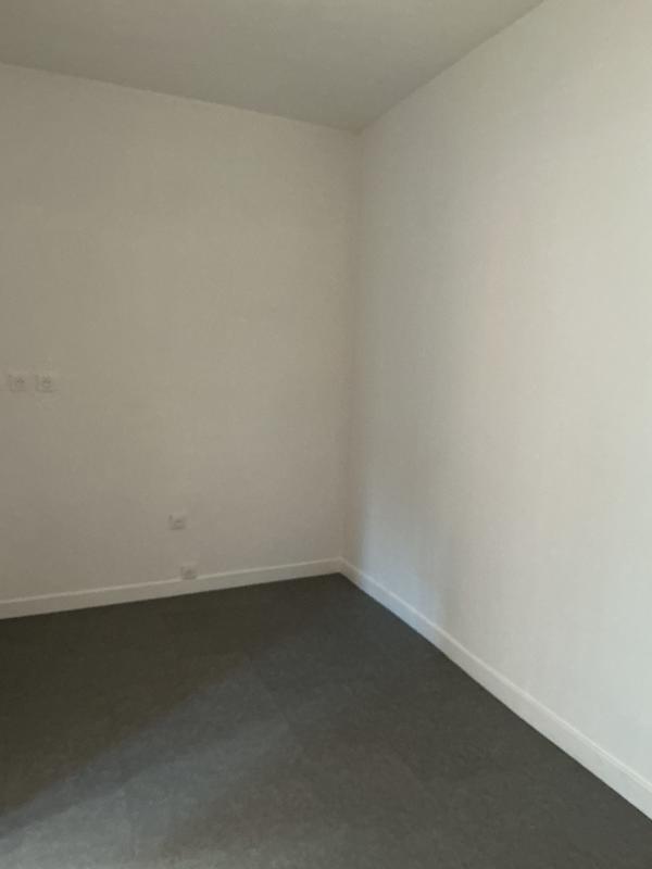 Bureau - 25 m² - 1 pièce