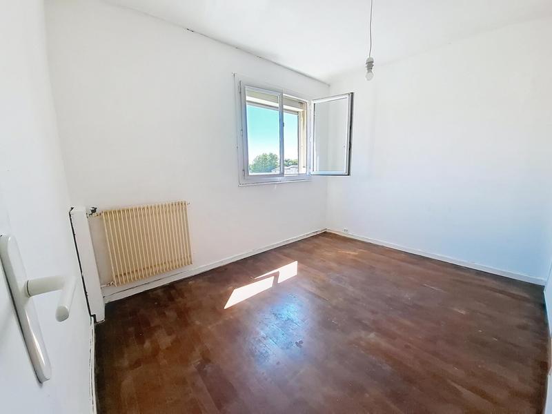 Maison - 92 m² - 6 pièces