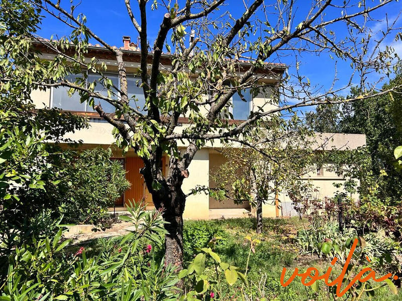 Maison - 162 m² - 8 pièces