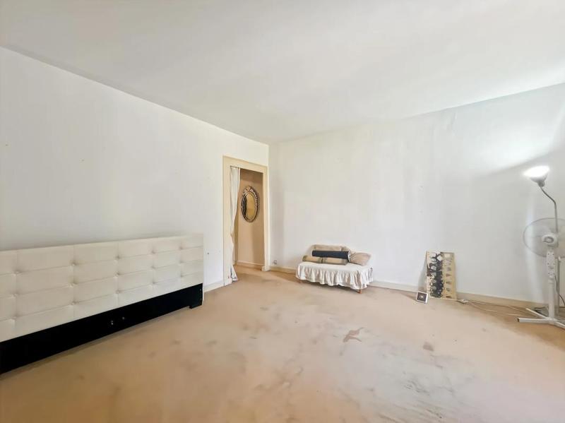 Maison - 201 m² - 5 pièces