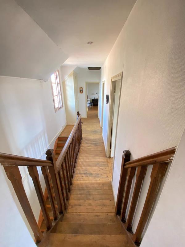 Local commercial - 800 m² - 7 pièces