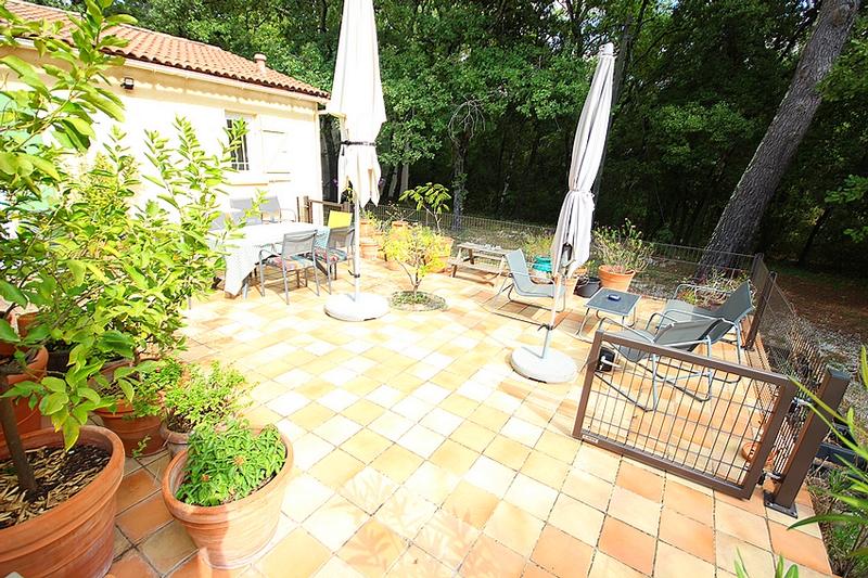 Villa - 137 m² - 5 pièces