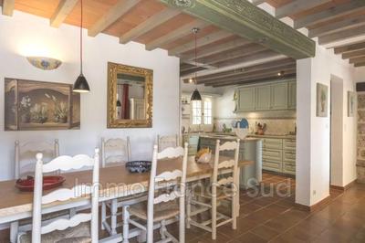 Villa - 333 m² - 10 pièces