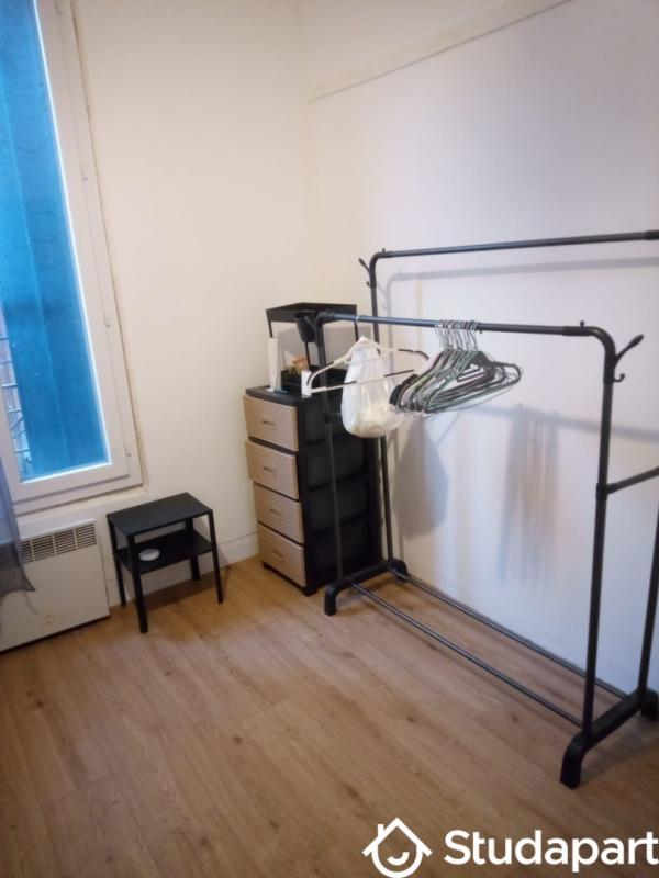 Chambre - 12 m² - 1 pièce