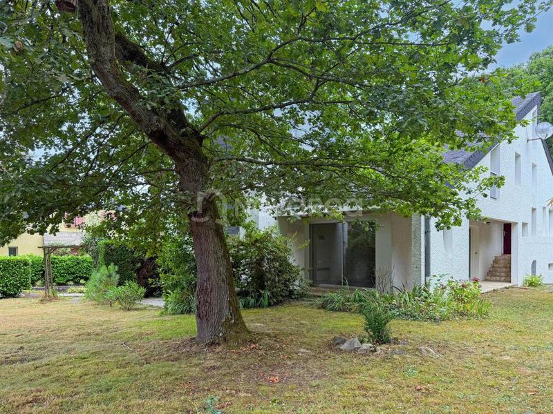 Maison - 170 m² - 7 pièces