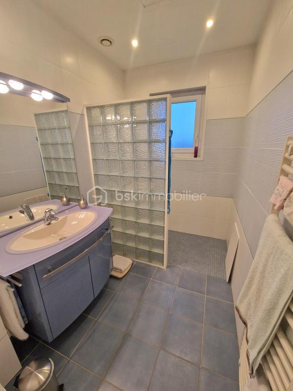 Maison traditionnelle - 116 m² - 6 pièces