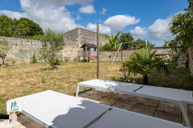 Maison - 209 m² - 7 pièces