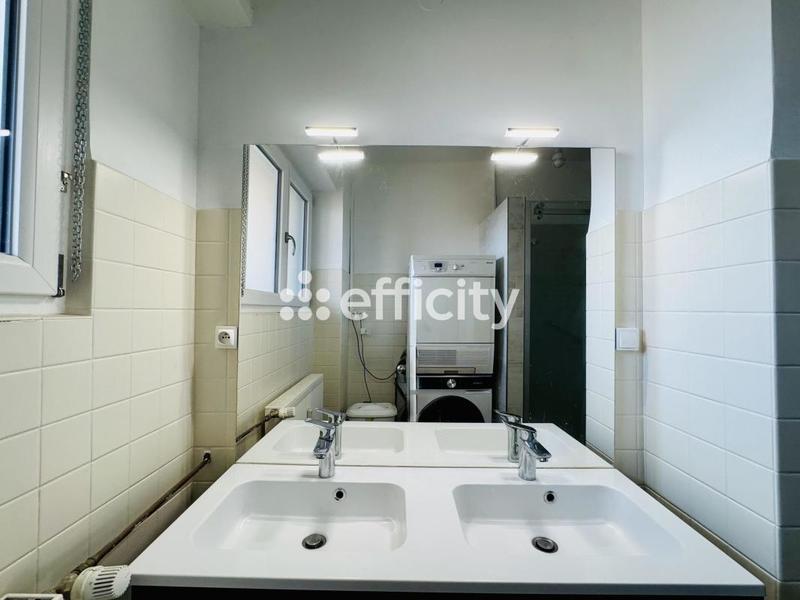 Appartement - 100 m² - 3 pièces