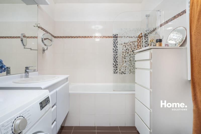 Appartement - 70 m² - 3 pièces