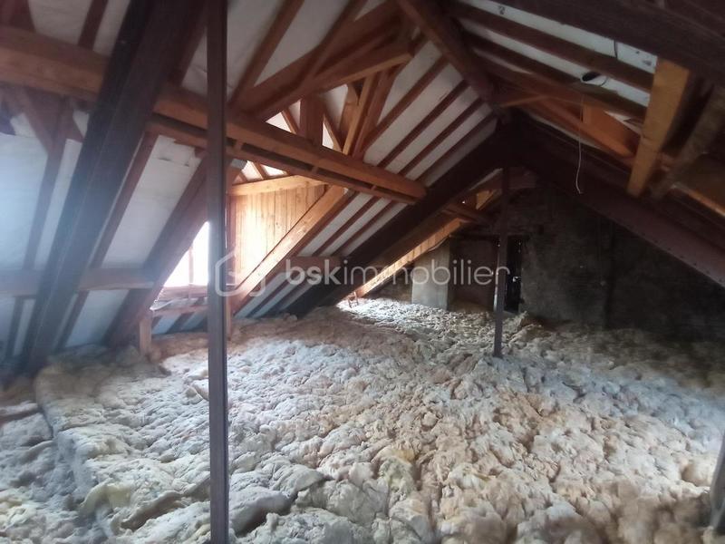 Appartement - 200 m² - 1 pièce