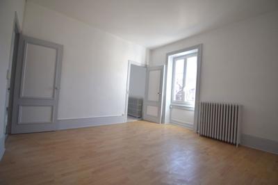 Appartement - 85 m² - 3 pièces