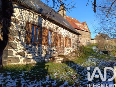 Maison - 96 m² - 4 pièces