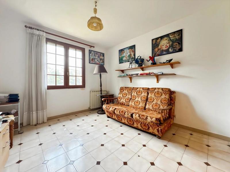 Maison - 157 m² - 7 pièces