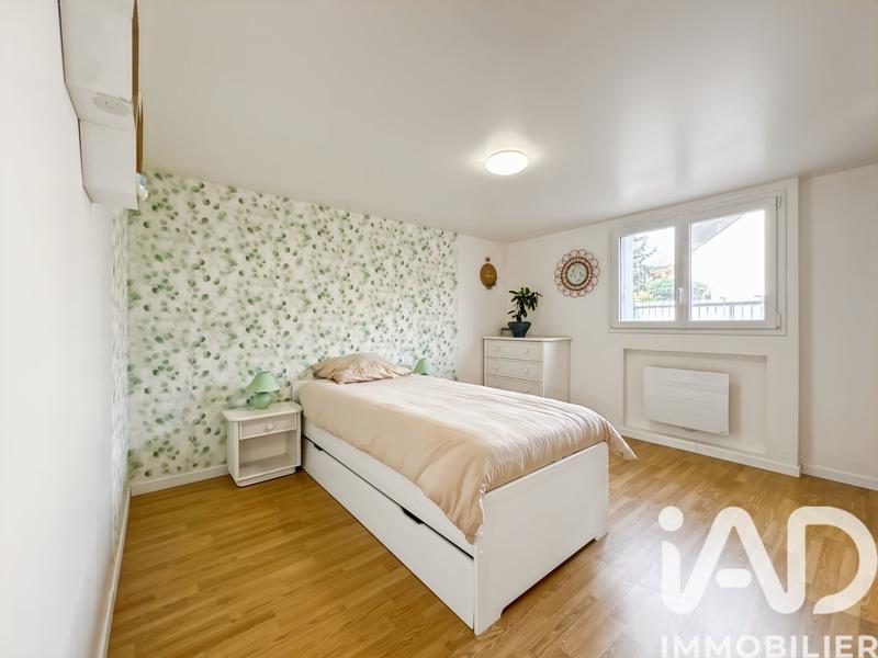 Maison - 146 m² - 6 pièces