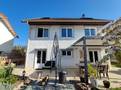 Maison en pierre - 160 m² - 9 pièces