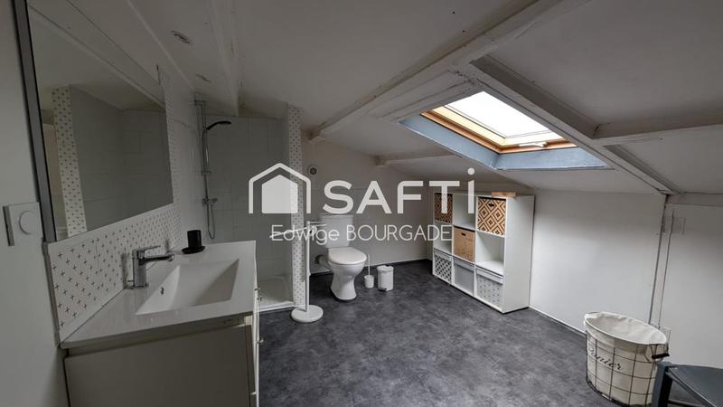 Maison - 215 m² - 7 pièces