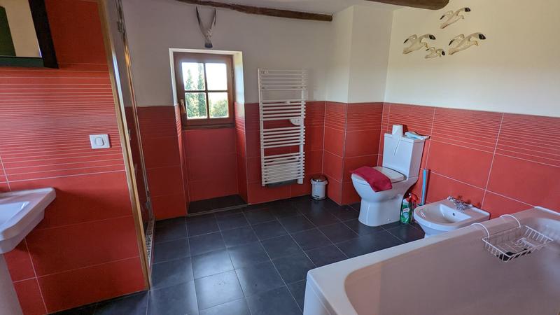 Maison - 232 m² - 5 pièces