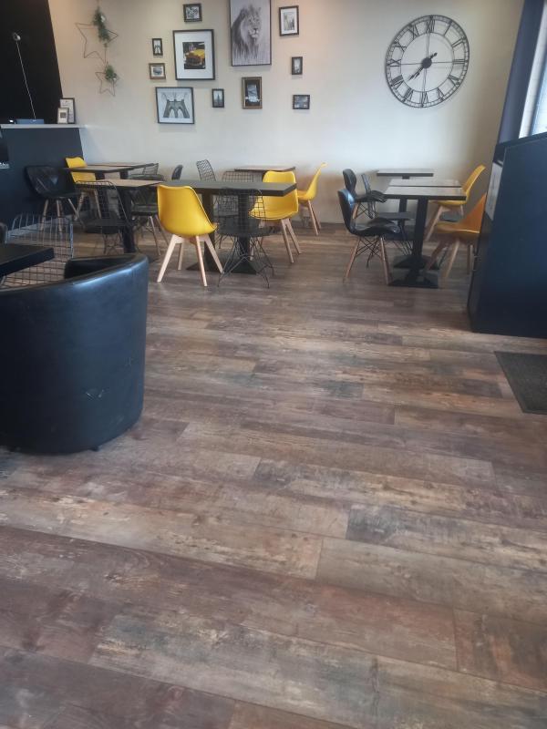 Local commercial - 110 m²