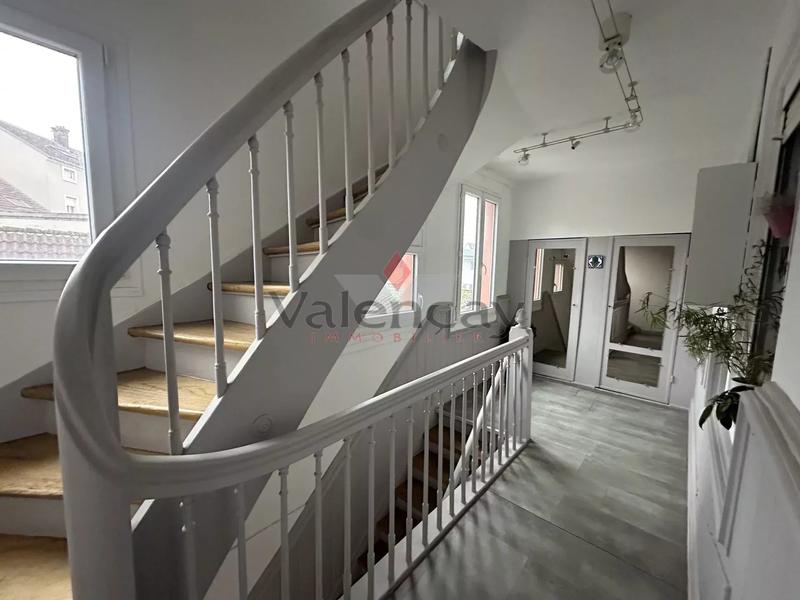 Appartement - 105 m² - 4 pièces