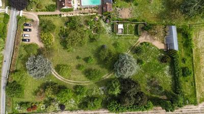 Propriété - 250 m² - 10 pièces