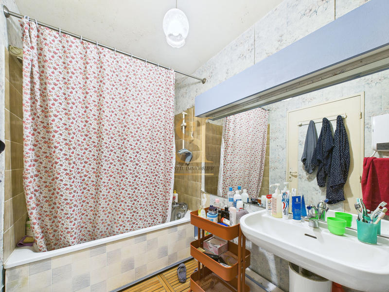 Appartement - 83 m² - 4 pièces