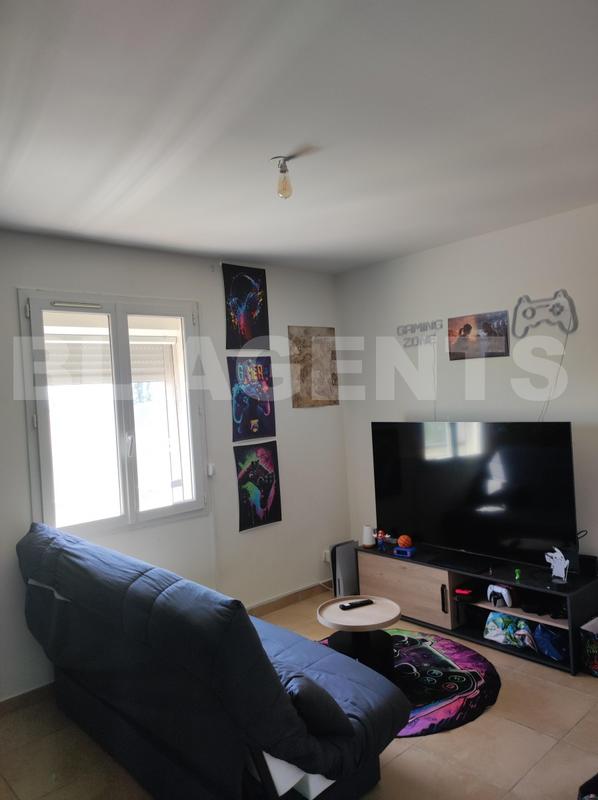 Maison traditionnelle - 112 m² - 6 pièces