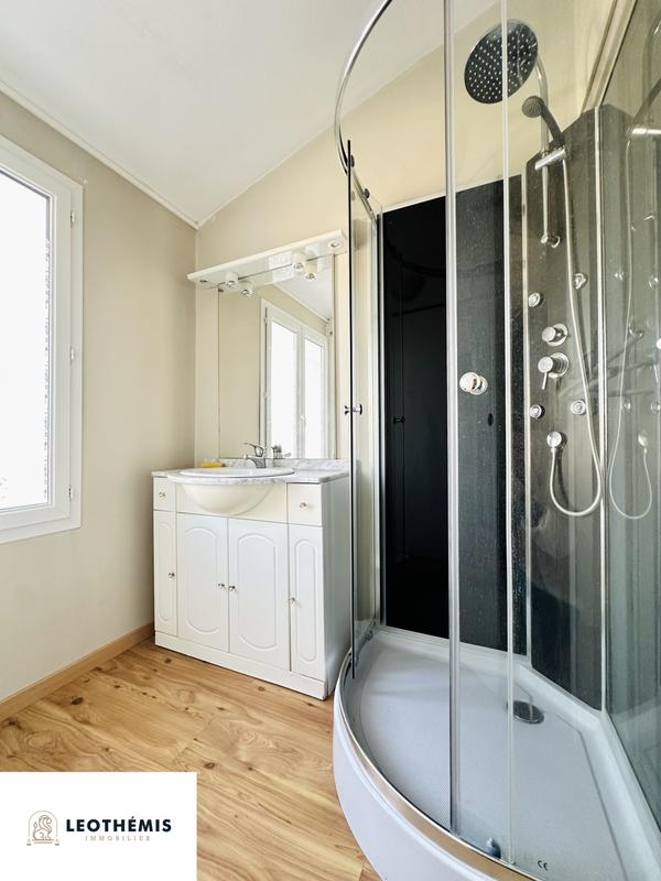 Maison - 127 m² - 5 pièces