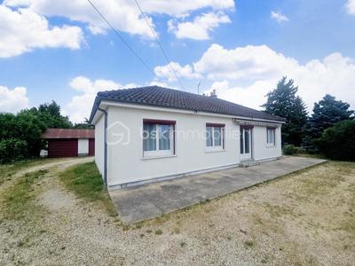 Maison - 86 m² - 4 pièces