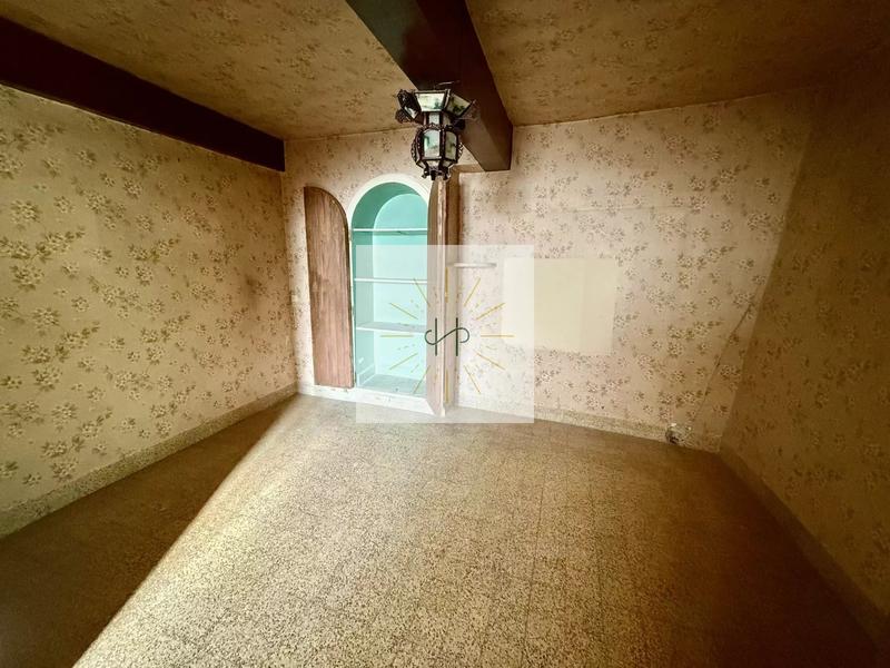 Maison de ville - 98 m² - 8 pièces