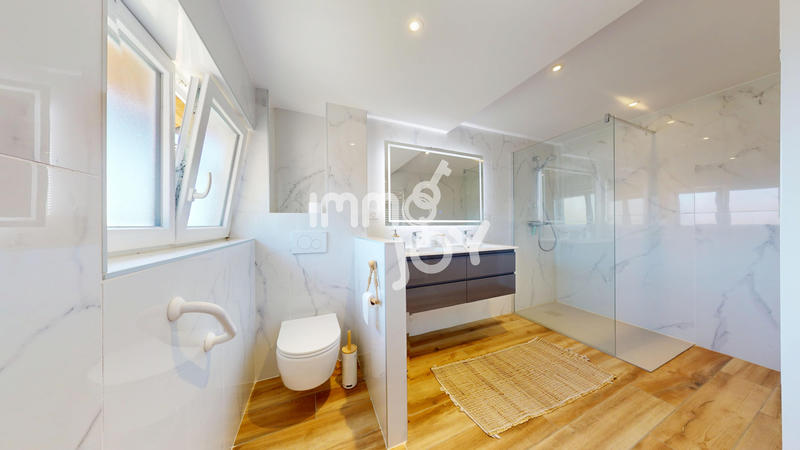 Maison - 175 m² - 5 pièces