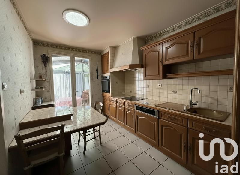 Maison - 183 m² - 7 pièces