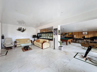 Maison ancienne - 220 m² - 7 pièces