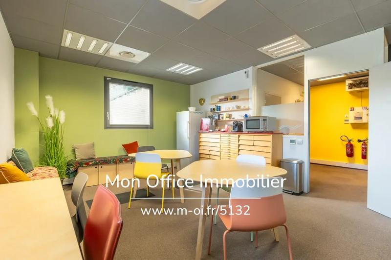 Bureau - 108 m² - 1 pièce