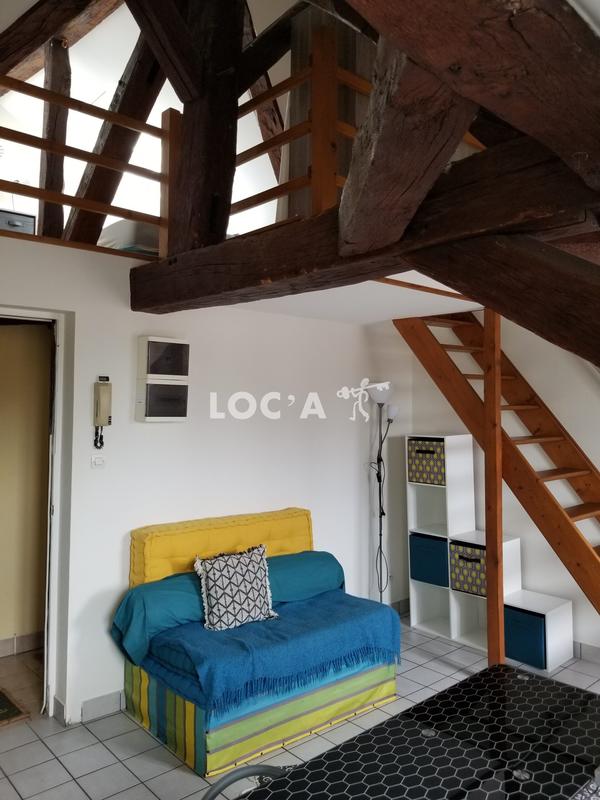 Studio - 14 m² - 1 pièce