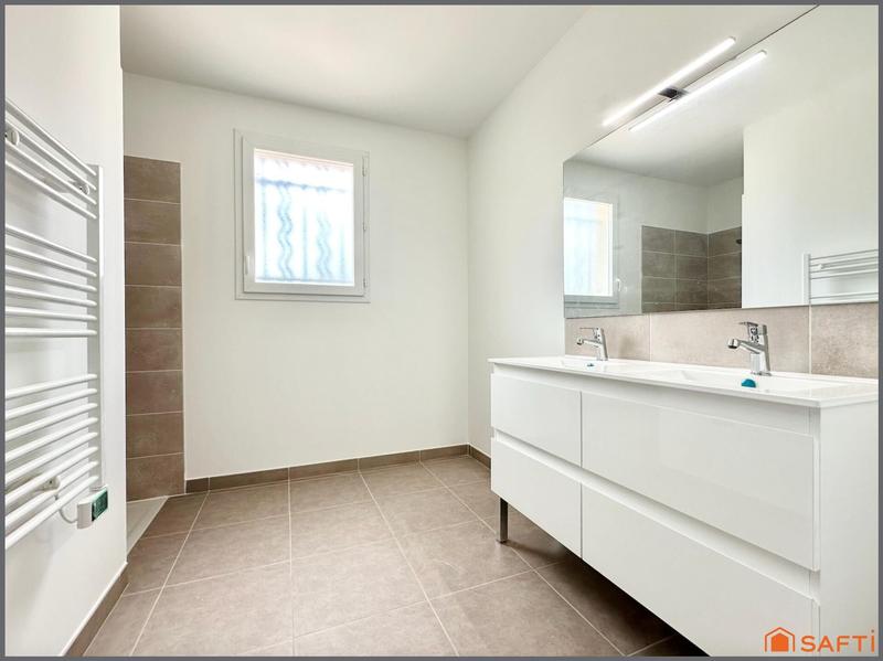 Maison - 85 m² - 5 pièces