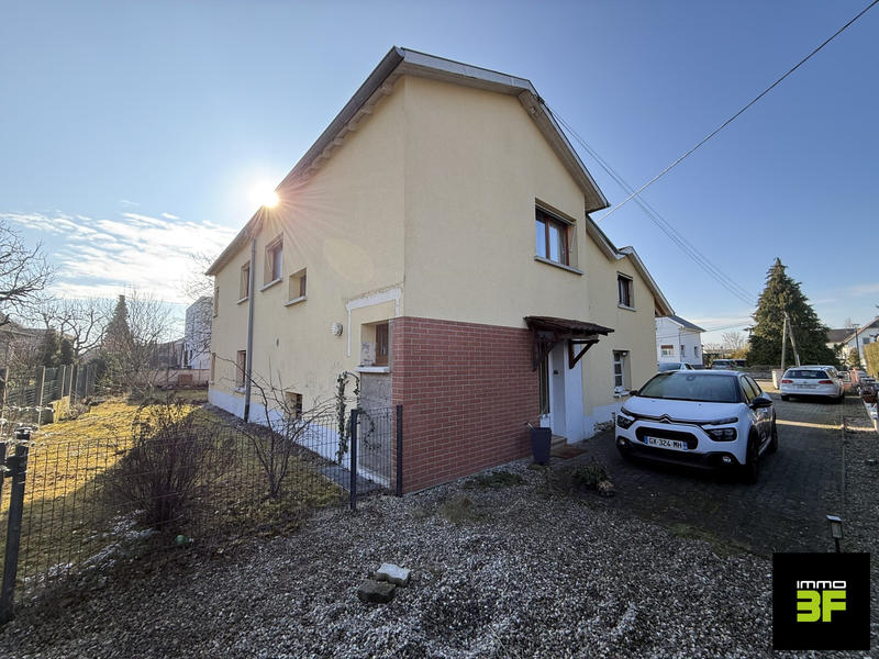 Maison - 135 m² - 5 pièces