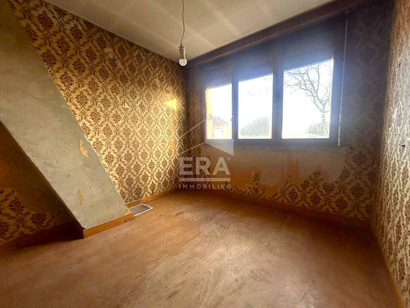 Maison - 139 m² - 12 pièces