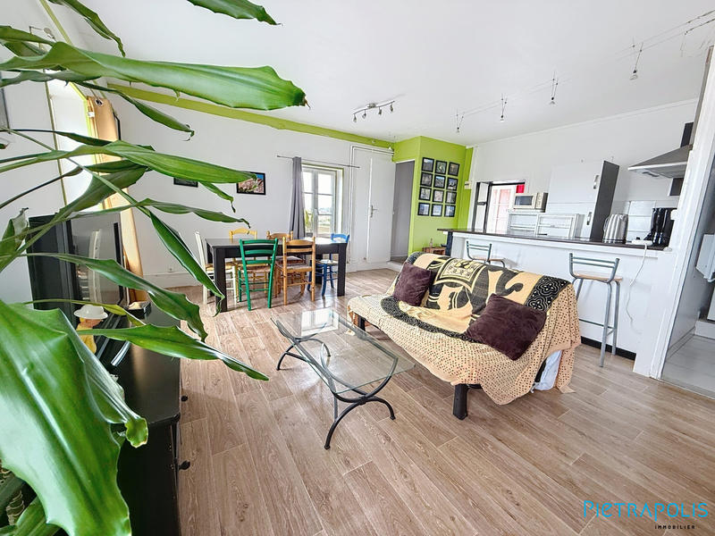 Maison ancienne - 357 m² - 5 pièces