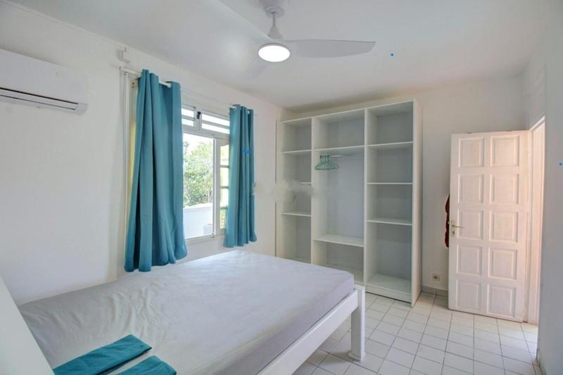 Villa - 180 m² - 6 pièces